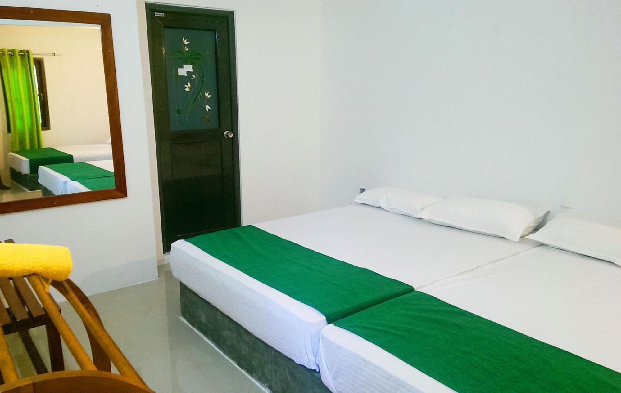 Pelican View Cottages Kataragama Buitenkant foto