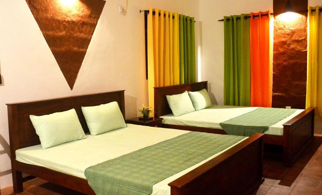 Pelican View Cottages Kataragama Buitenkant foto