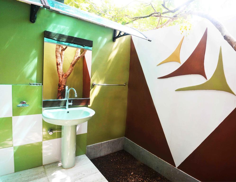 Pelican View Cottages Kataragama Buitenkant foto